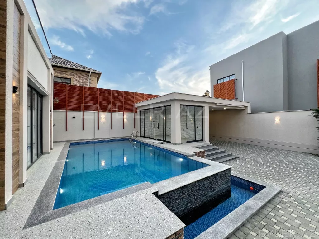 Satılır, həyət evi/villa