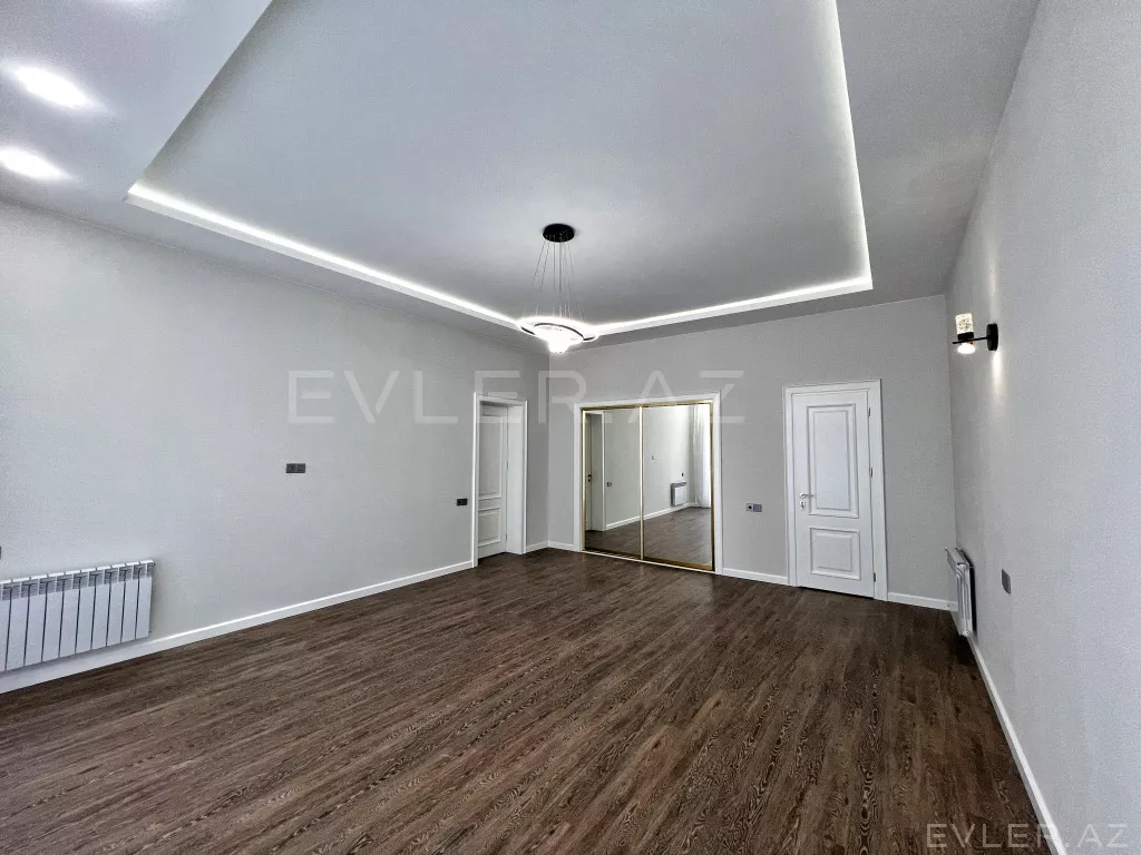 Satılır, həyət evi/villa