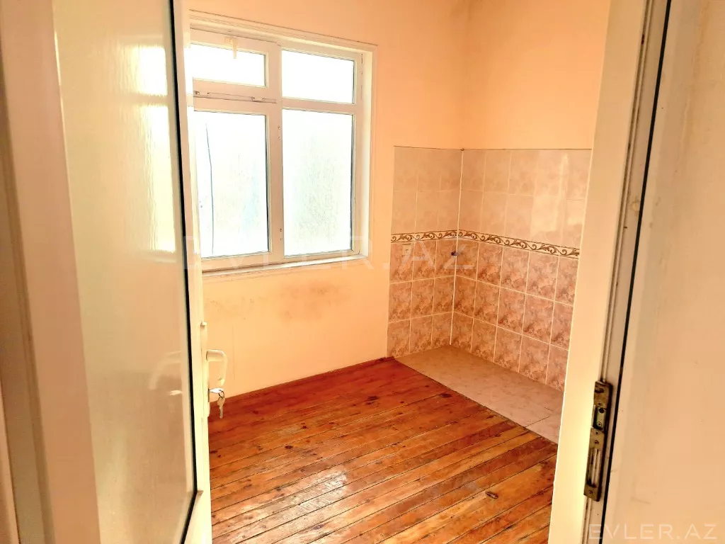 Satılır, həyət evi/villa