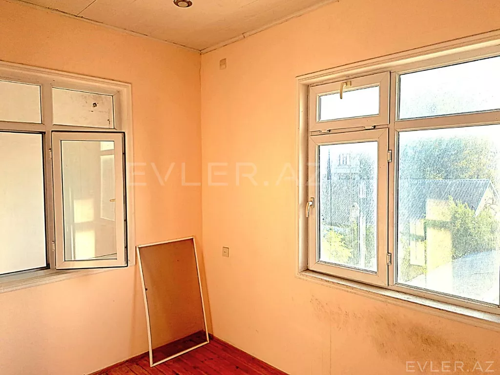 Satılır, həyət evi/villa