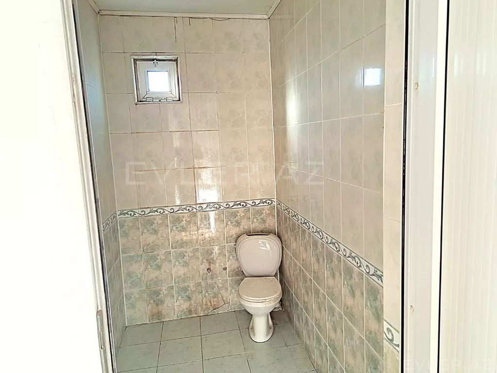 Satılır, həyət evi/villa