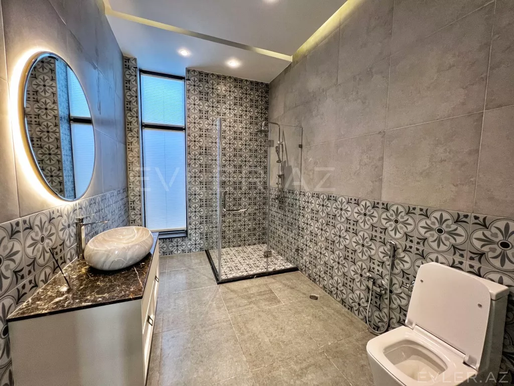 Satılır, həyət evi/villa