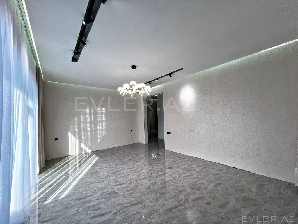 Satılır, həyət evi/villa
