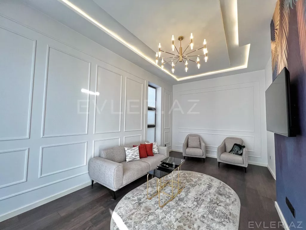 Satılır, həyət evi/villa