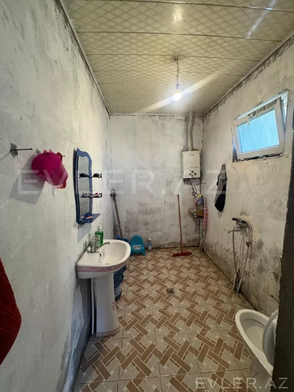 Satılır, həyət evi/villa
