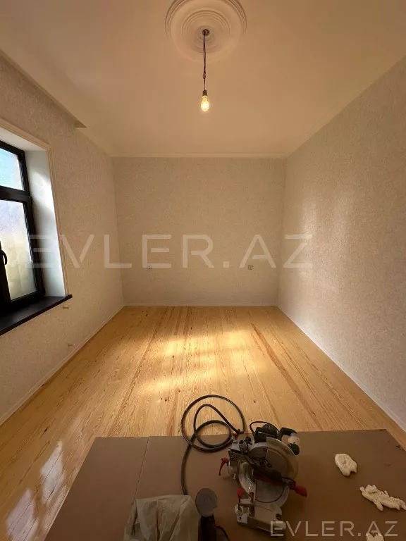 Satılır, həyət evi/villa