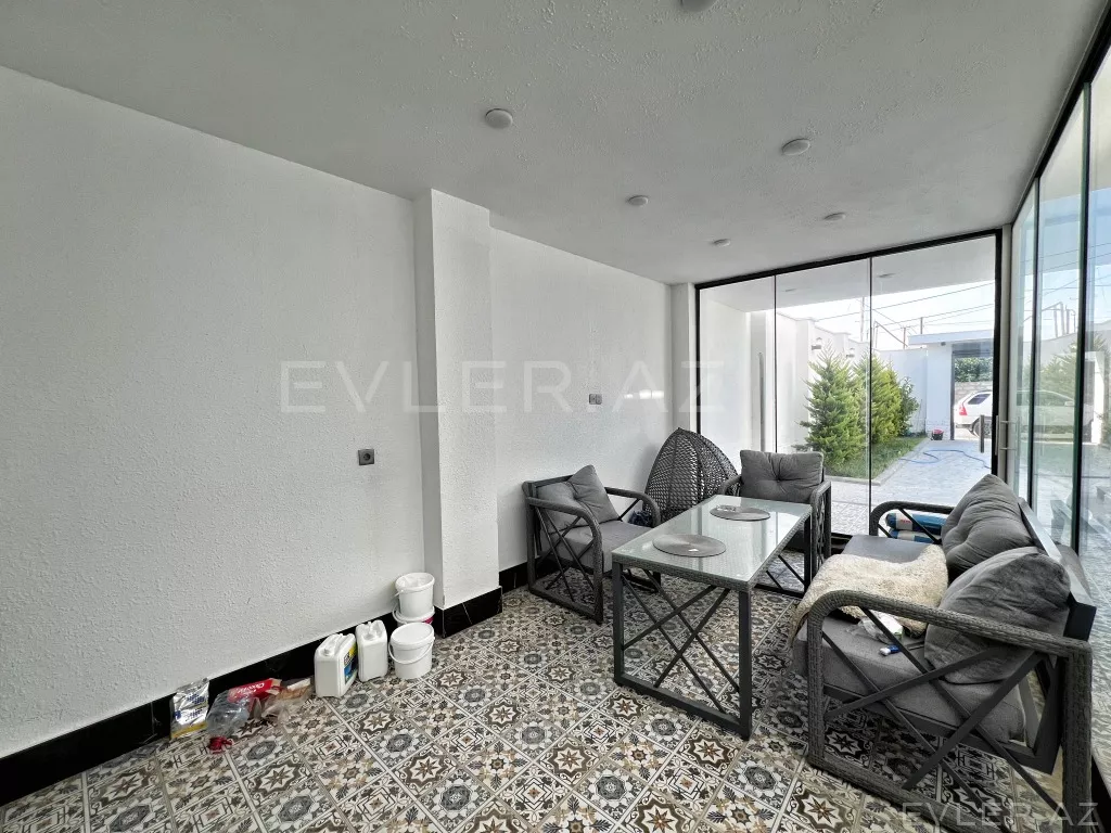 Satılır, həyət evi/villa
