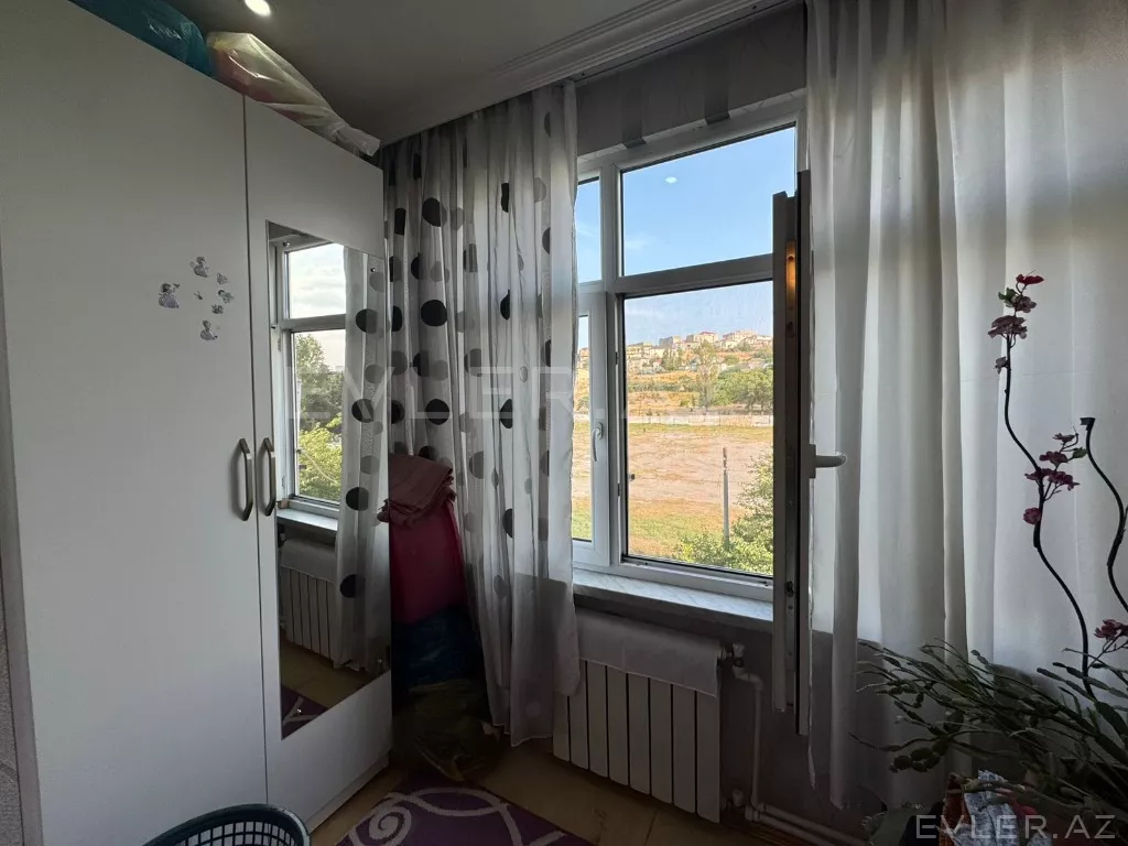 Satılır, köhnə tikili