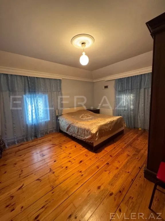 Satılır, həyət evi/villa