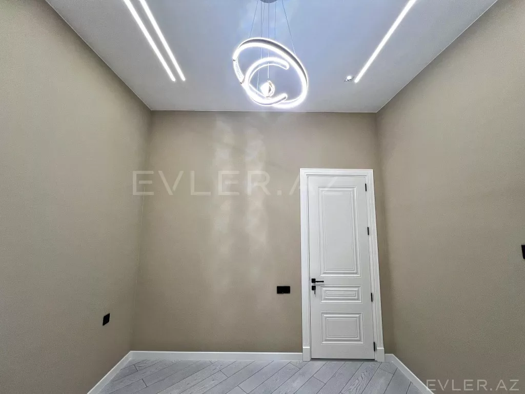 Satılır, həyət evi/villa