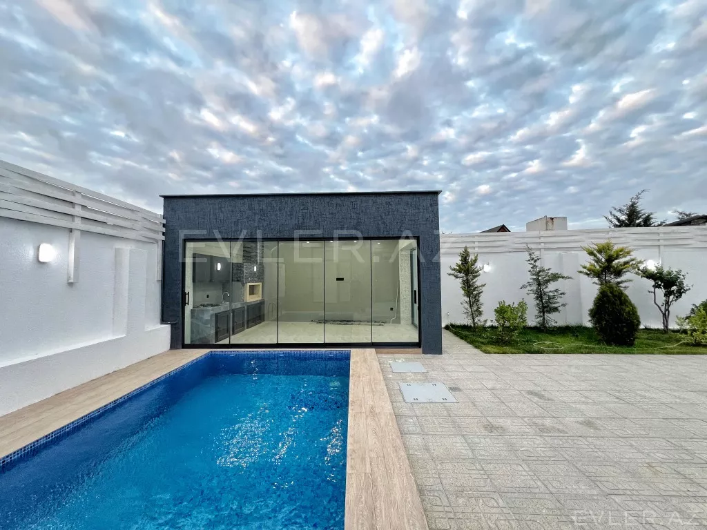Satılır, həyət evi/villa