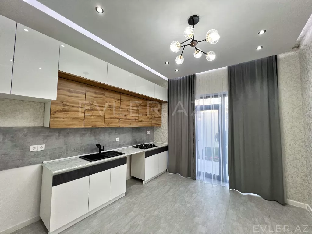 Satılır, həyət evi/villa