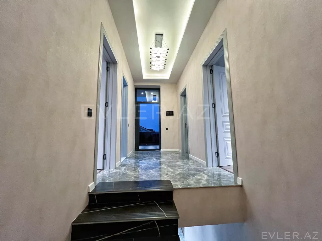 Satılır, həyət evi/villa