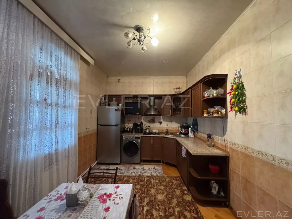 Satılır, həyət evi/villa