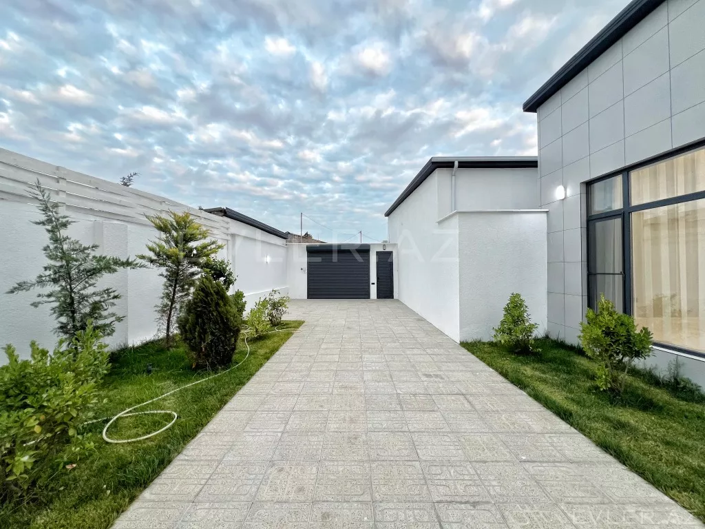 Satılır, həyət evi/villa
