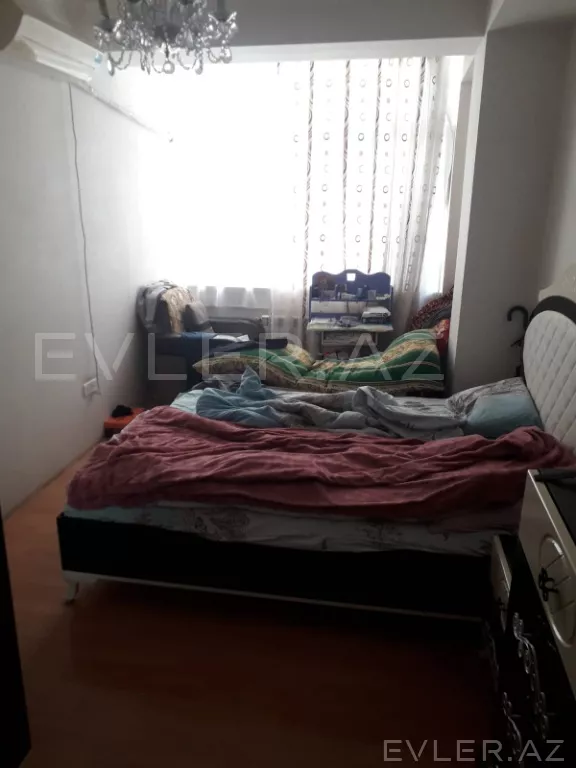 Satılır, yeni tikili