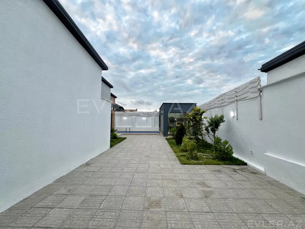 Satılır, həyət evi/villa