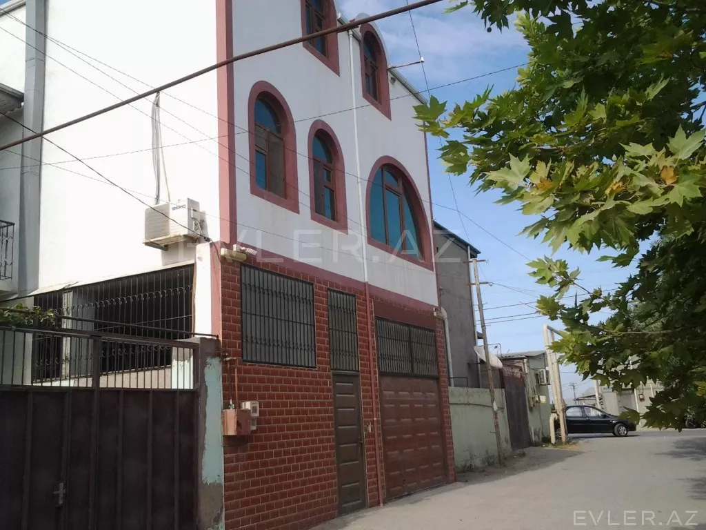 Satılır, həyət evi/villa