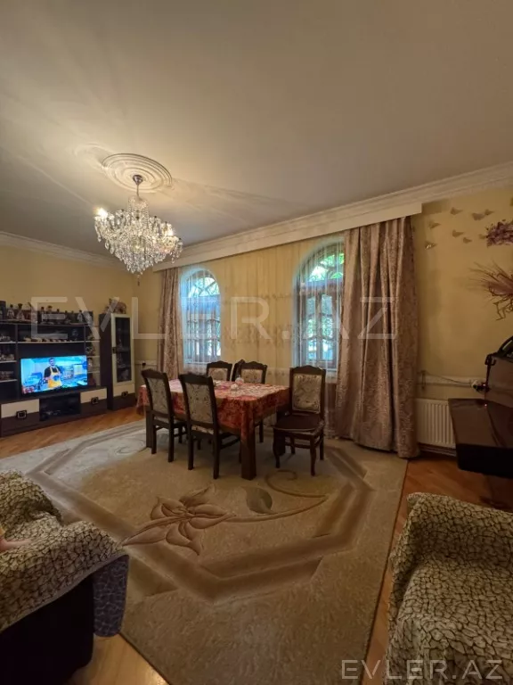 Satılır, həyət evi/villa