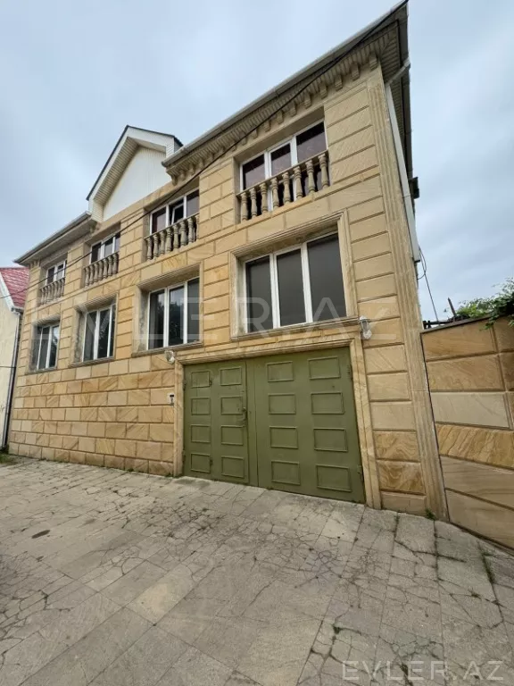 Satılır, həyət evi/villa