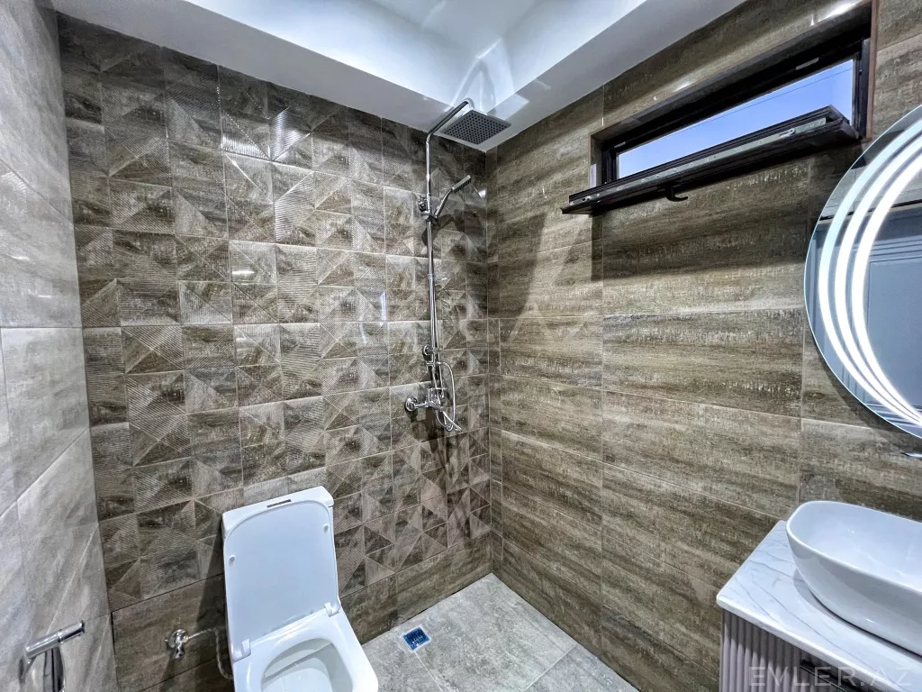 Satılır, həyət evi/villa