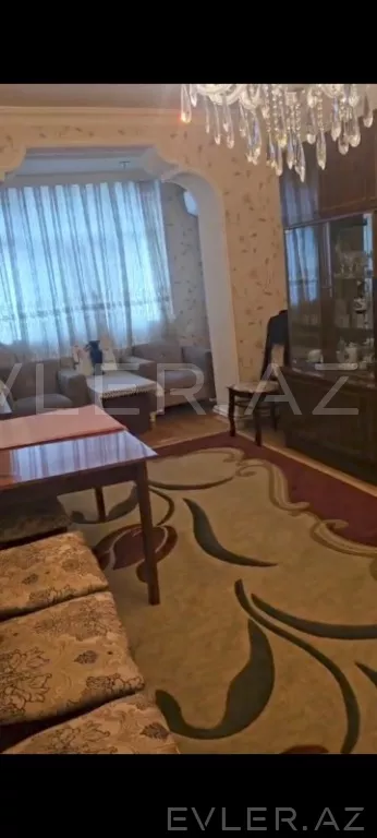 Satılır, köhnə tikili