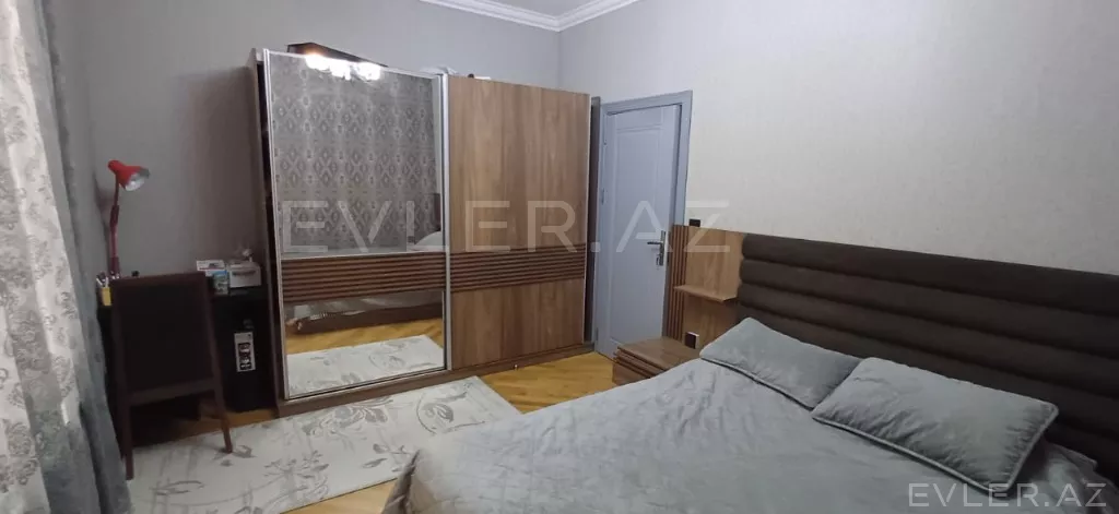 Satılır, həyət evi/villa