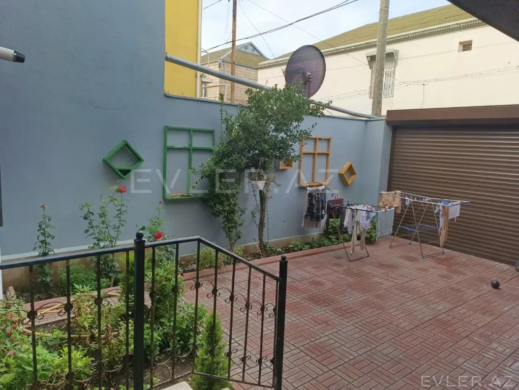 Satılır, həyət evi/villa