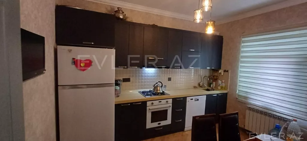 Satılır, həyət evi/villa