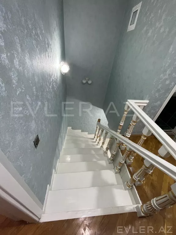 Satılır, həyət evi/villa