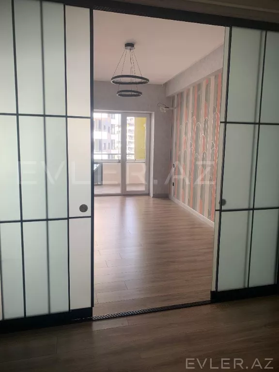 Satılır, yeni tikili