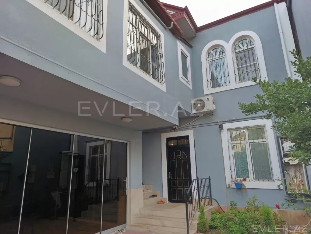 Satılır, həyət evi/villa