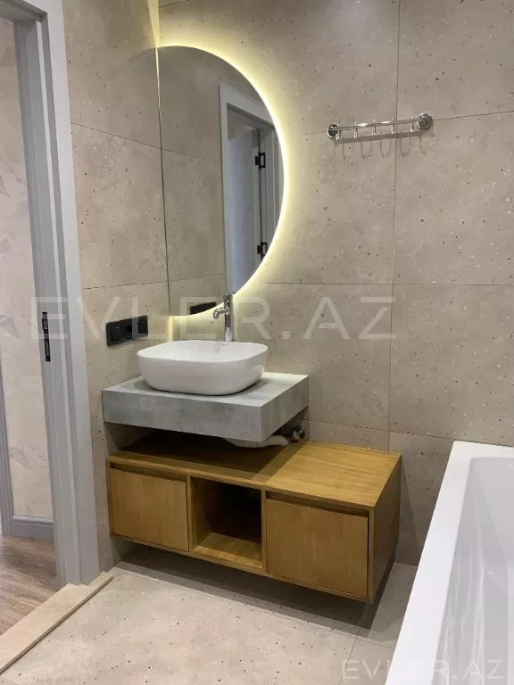 Satılır, yeni tikili