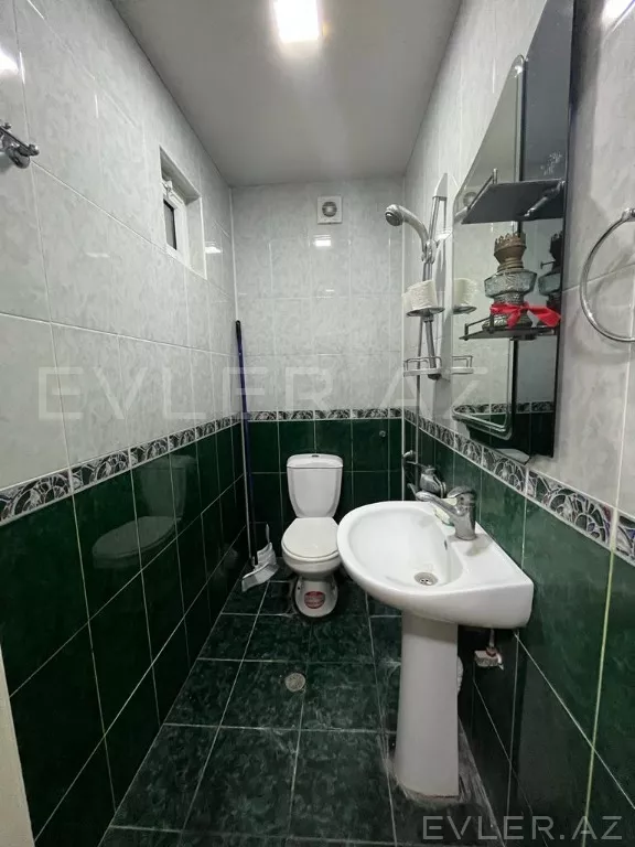 Satılır, həyət evi/villa