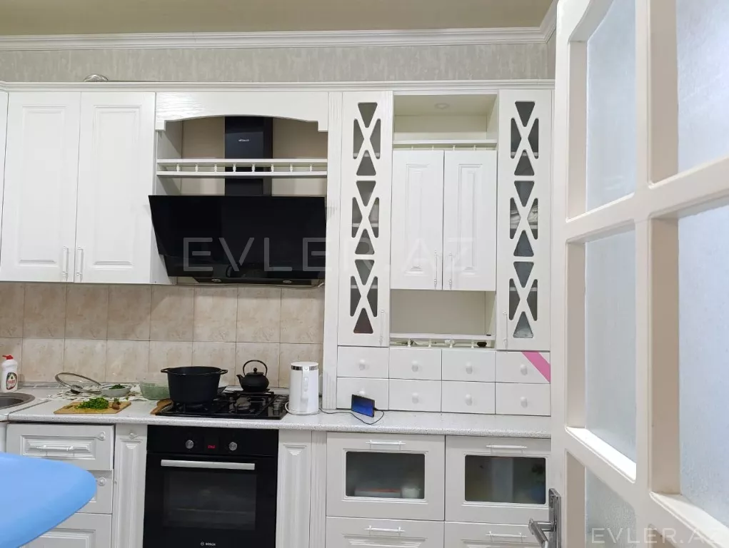 Satılır, həyət evi/villa