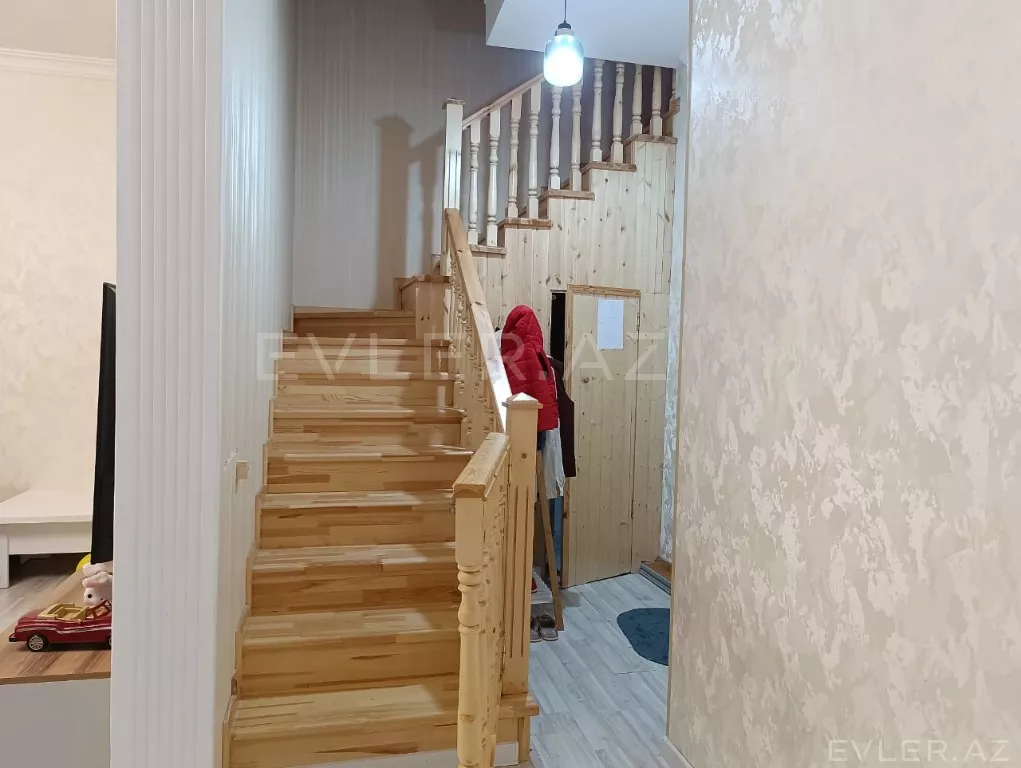 Satılır, həyət evi/villa