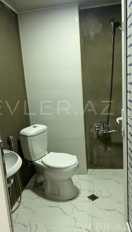 Satılır, həyət evi/villa