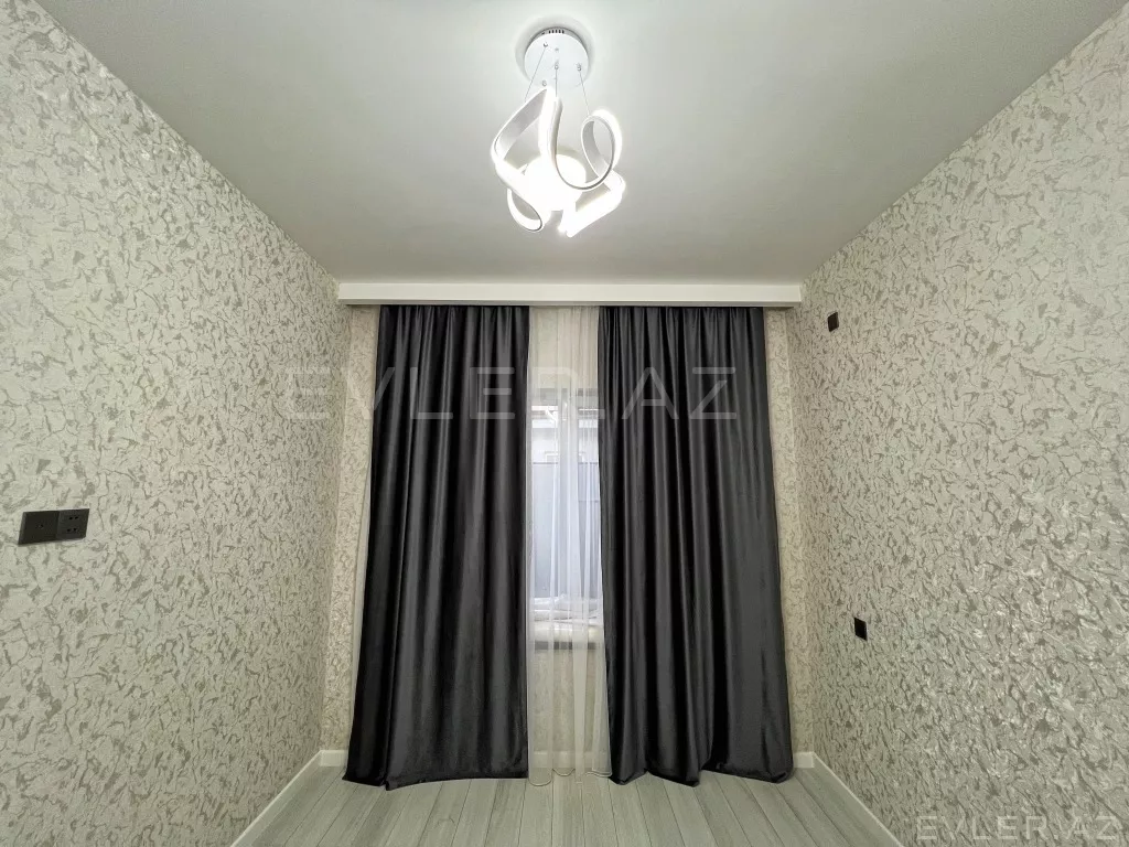 Satılır, həyət evi/villa
