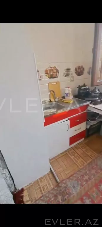 Satılır, köhnə tikili