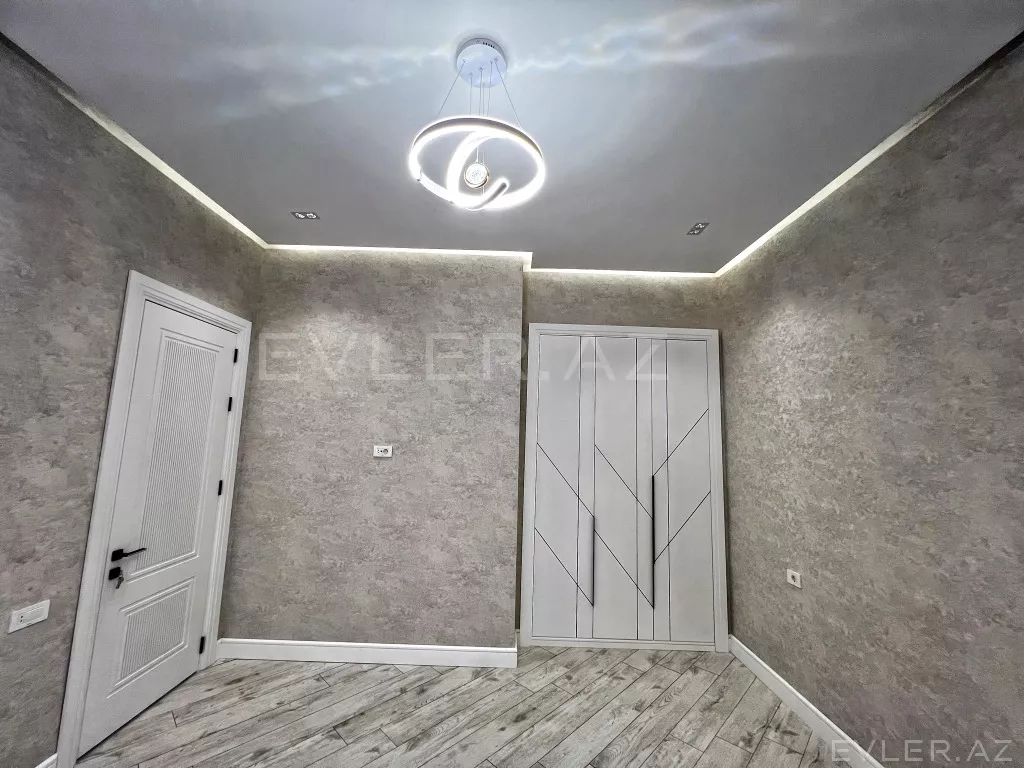 Satılır, həyət evi/villa