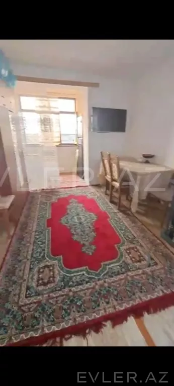 Satılır, köhnə tikili