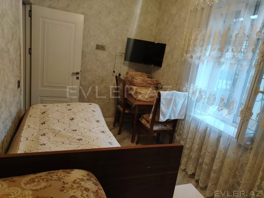Satılır, həyət evi/villa