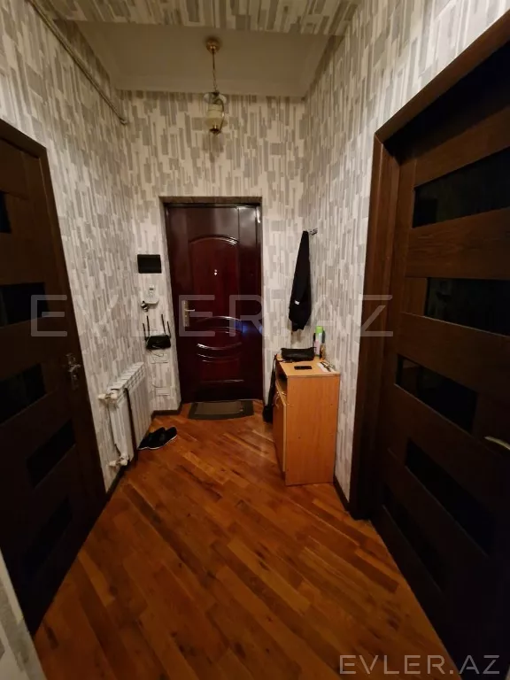 Satılır, yeni tikili
