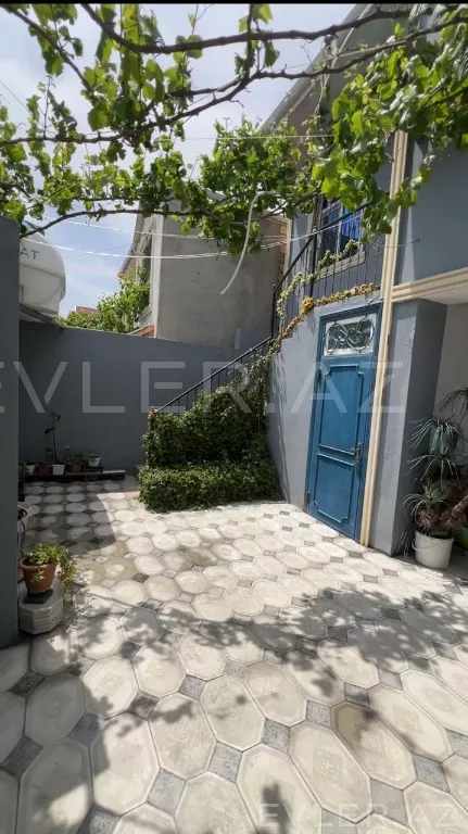Satılır, həyət evi/villa
