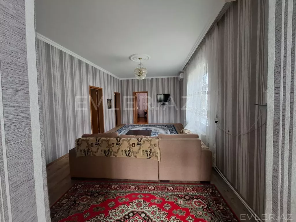 Satılır, həyət evi/villa
