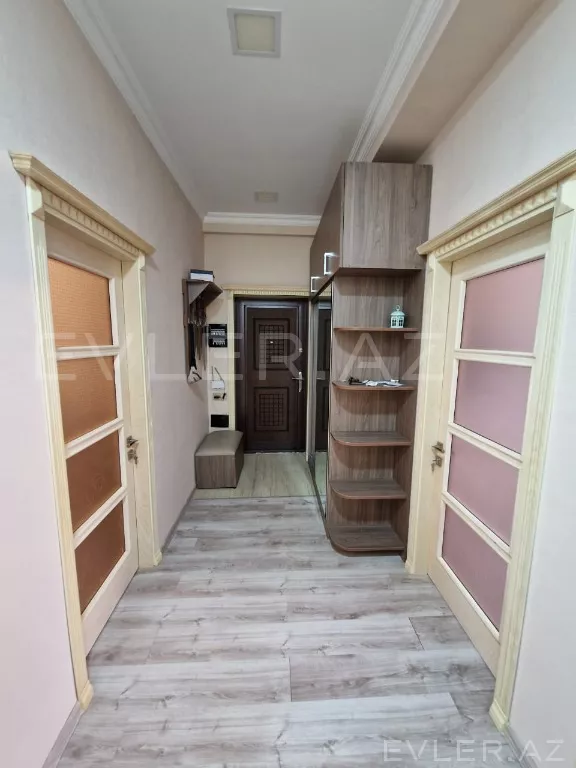 Satılır, yeni tikili