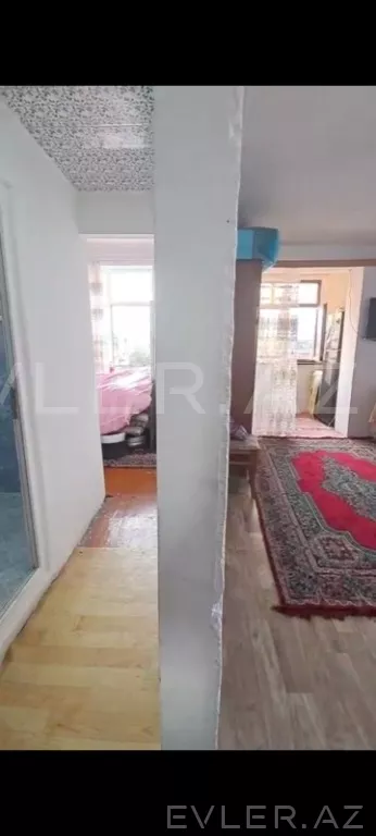 Satılır, köhnə tikili
