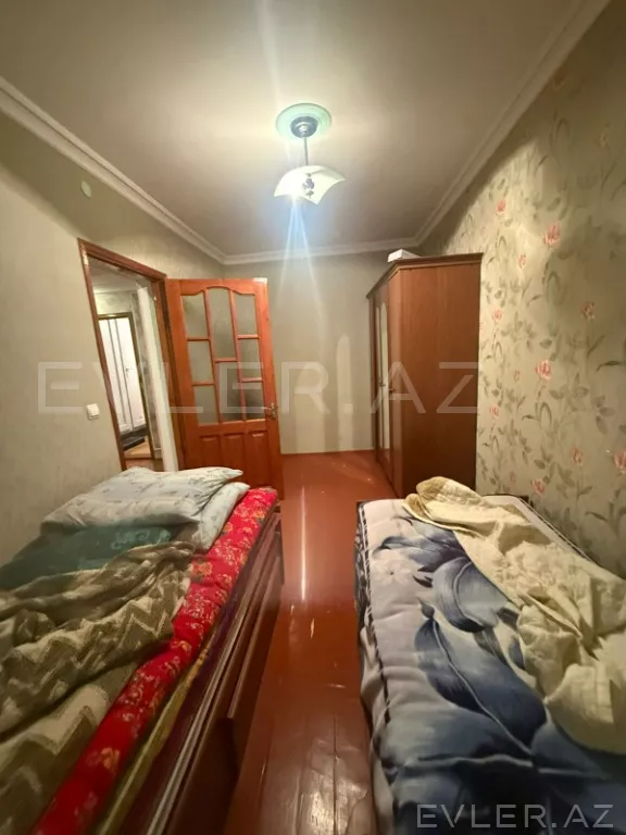 Satılır, köhnə tikili