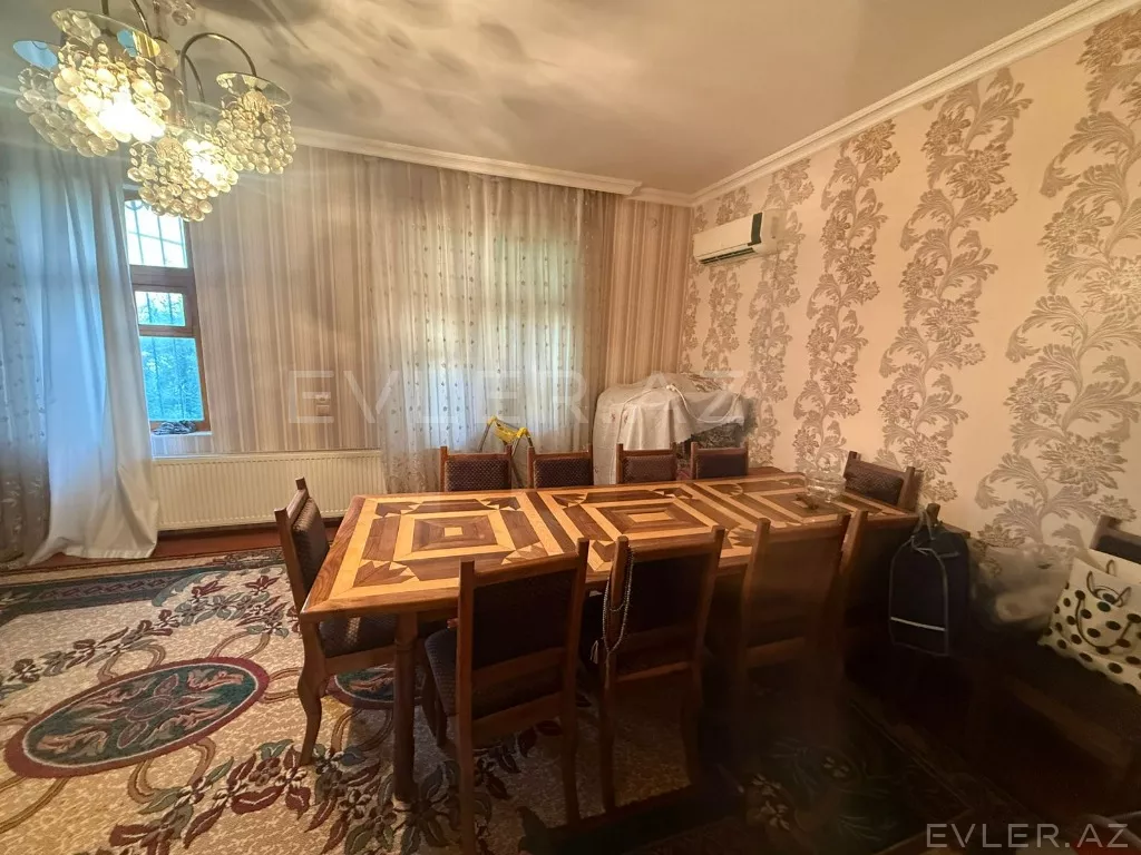 Satılır, köhnə tikili