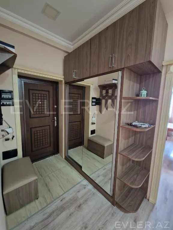 Satılır, yeni tikili